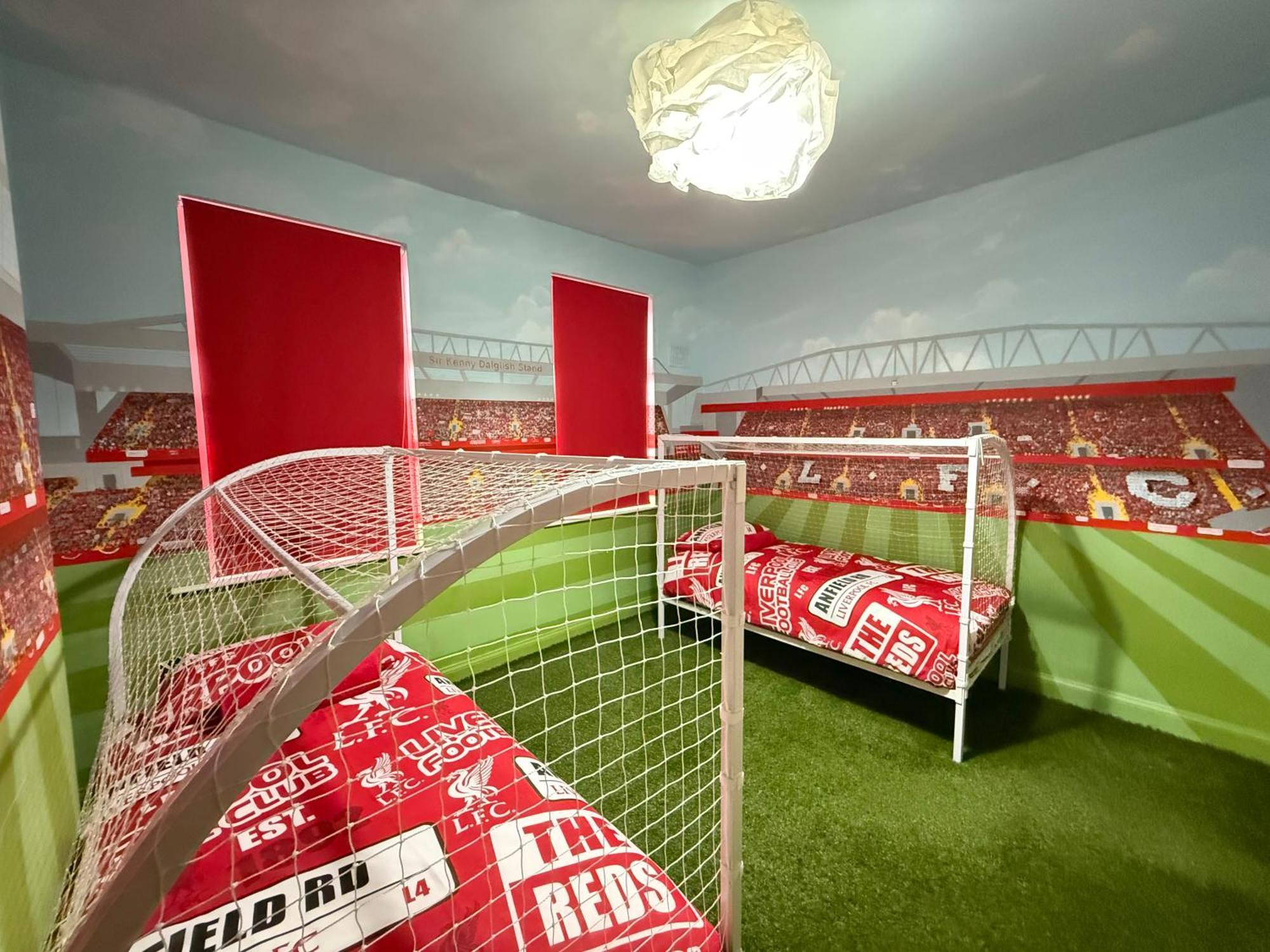 Vila Anfield Abode - Entire Lfc Themed House Liverpool Exteriér fotografie